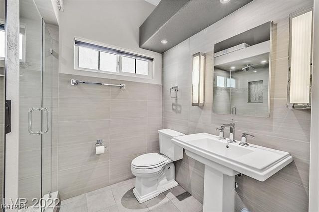 5955 Sunlight Garden Way, Las Vegas, NV 89118