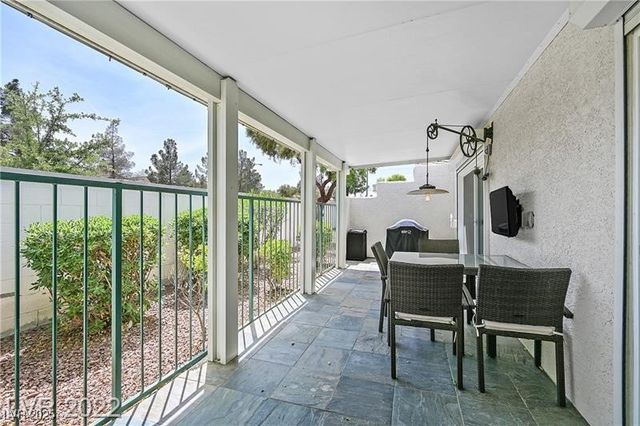 5955 Sunlight Garden Way, Las Vegas, NV 89118