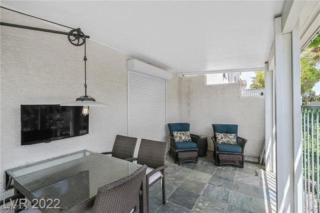 5955 Sunlight Garden Way, Las Vegas, NV 89118