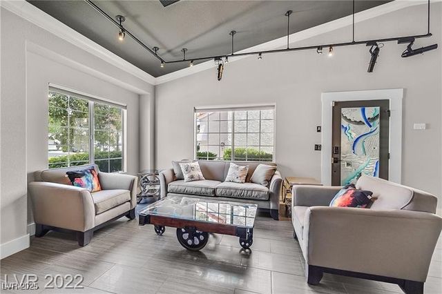 5955 Sunlight Garden Way, Las Vegas, NV 89118