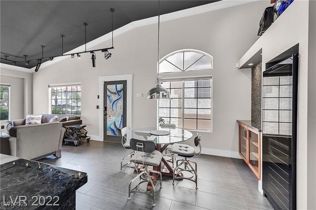 5955 Sunlight Garden Way, Las Vegas, NV 89118