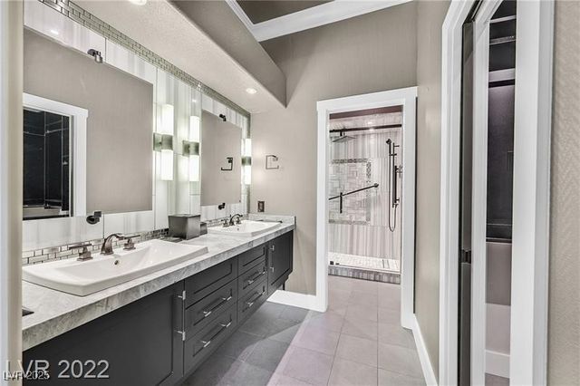 5955 Sunlight Garden Way, Las Vegas, NV 89118