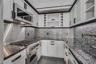 5955 Sunlight Garden Way, Las Vegas, NV 89118