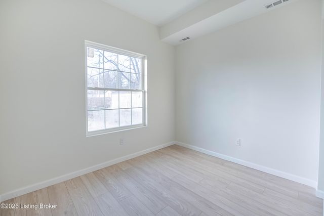 1316 Walter Ave, Louisville, KY 40215