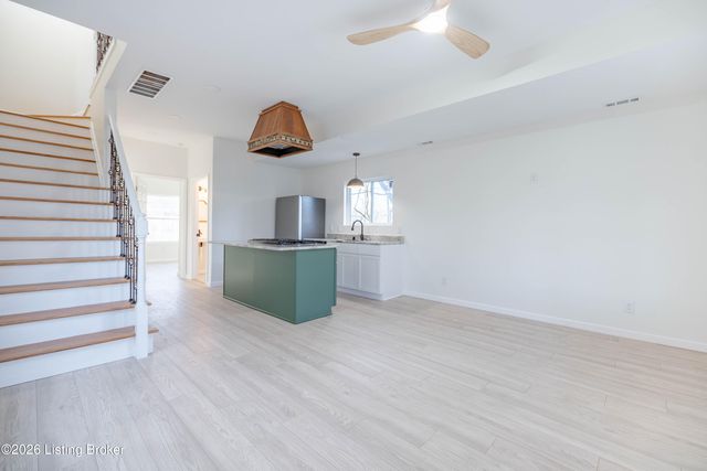 1316 Walter Ave, Louisville, KY 40215