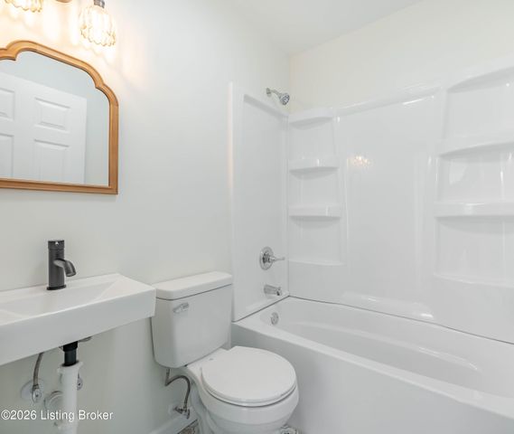 1316 Walter Ave, Louisville, KY 40215