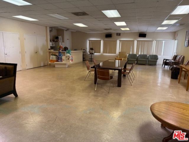 6342 Morse Avenue 205, Los Angeles, CA 91606