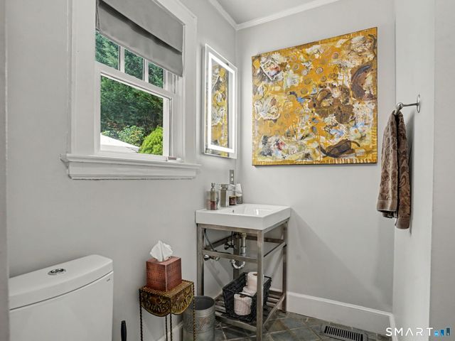 46 Valleywood Road, Greenwich, CT 06807