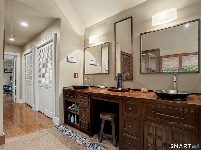 46 Valleywood Road, Greenwich, CT 06807