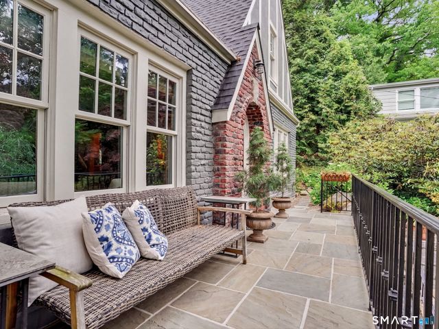 46 Valleywood Road, Greenwich, CT 06807