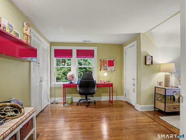 46 Valleywood Road, Greenwich, CT 06807