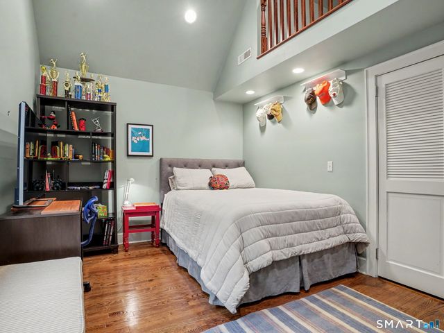 46 Valleywood Road, Greenwich, CT 06807
