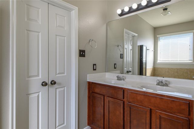 15619 Mossy Park, Cypress, TX 77429