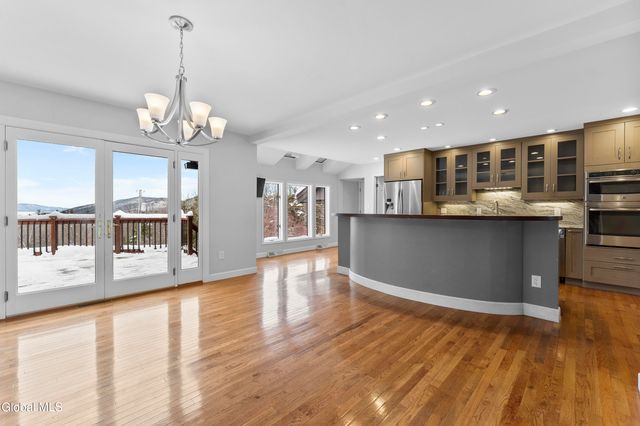 78 Konci Terrace, Lake George, NY 12845