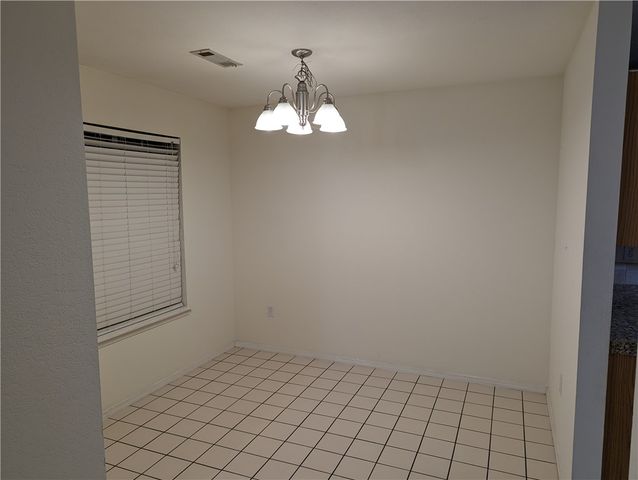 2082 E Farr Lane, Fayetteville, AR 72703