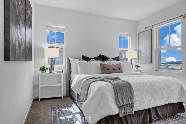 601 Shadowbrook, Lake Forest (el Toro), CA 92610