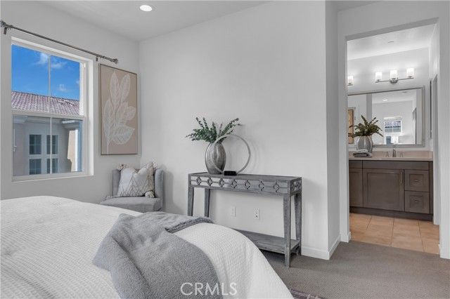 601 Shadowbrook, Lake Forest (el Toro), CA 92610