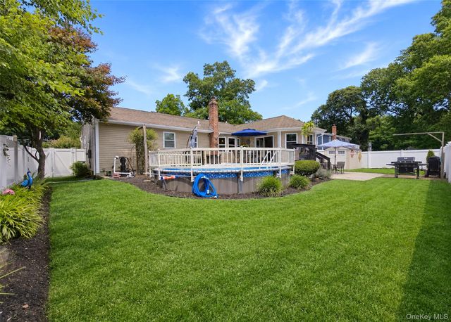 12 Walnut Street, Centereach, NY 11720