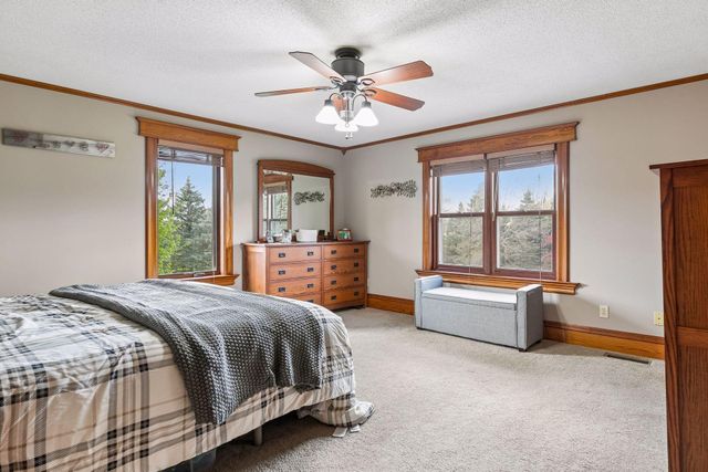 978 Lake Elmo Avenue N, Lake Elmo, MN 55042