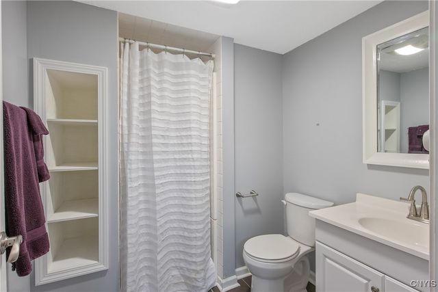 49 Waterfront Drive, Van Buren, NY 13027