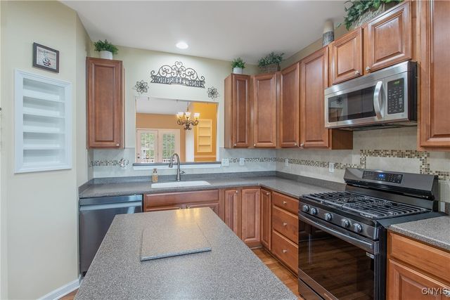 49 Waterfront Drive, Van Buren, NY 13027