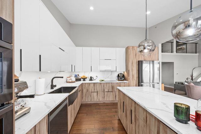 11901 Windemere Court 404, Orland Park, IL 60467