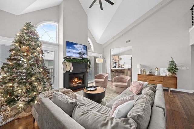 11901 Windemere Court 404, Orland Park, IL 60467