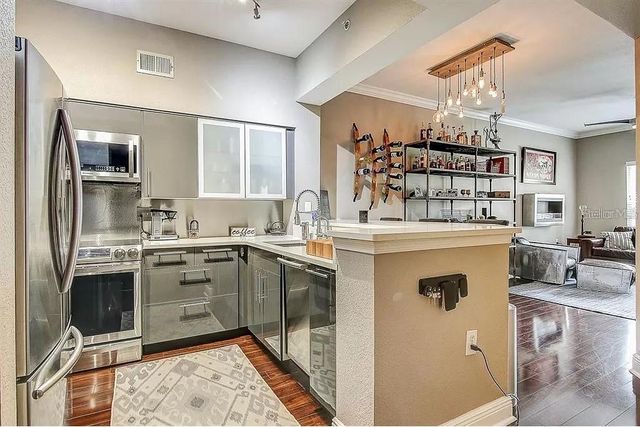 100 4TH AVENUE S 205, St Petersburg, FL 33701