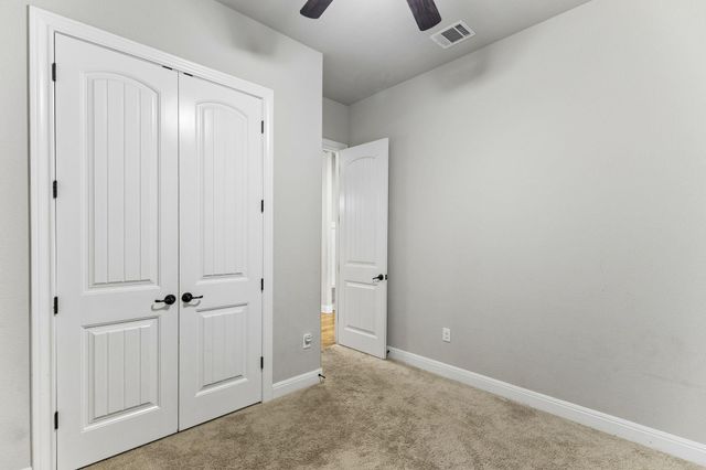 106 Groesbeck LN, Leander, TX 78641