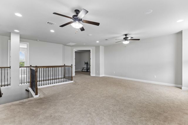 106 Groesbeck LN, Leander, TX 78641