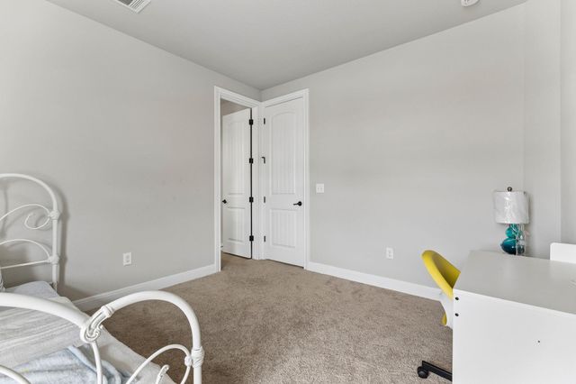 106 Groesbeck LN, Leander, TX 78641