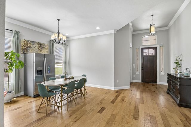 106 Groesbeck LN, Leander, TX 78641