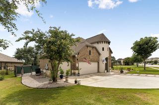 106 Groesbeck LN, Leander, TX 78641