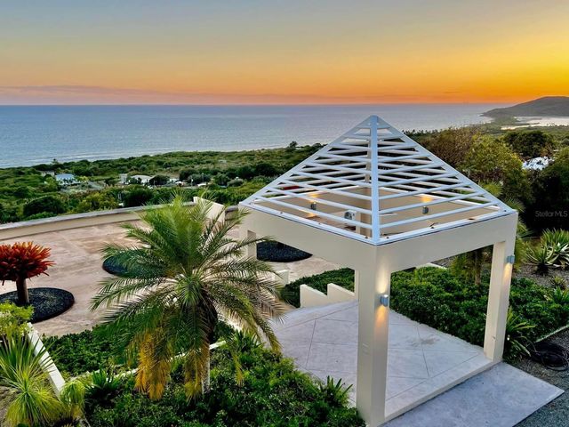 5 PUERTO REAL, Vieques, PR 00765