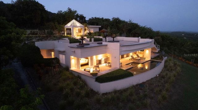 5 PUERTO REAL, Vieques, PR 00765