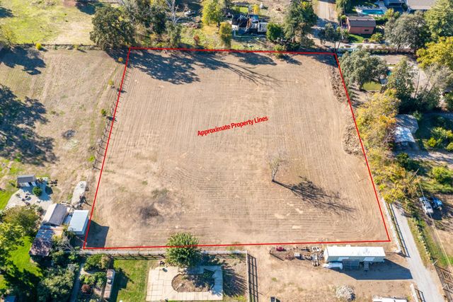 3476 Shasta Drive, Anderson, CA 96007