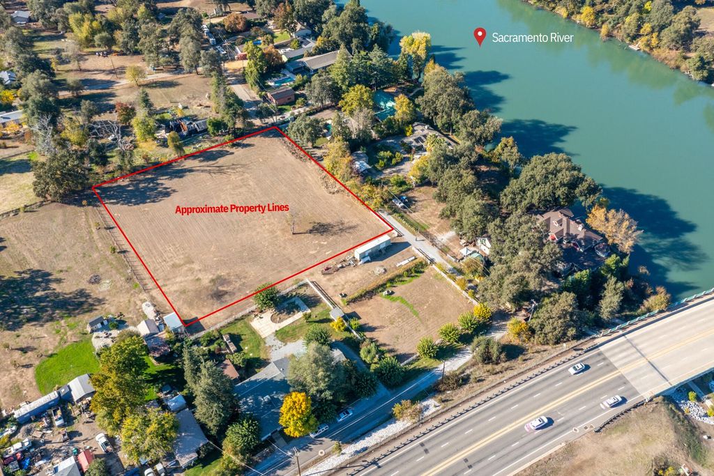 3476 Shasta Drive, Anderson, CA 96007