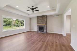 475 SE Walnut Woods Drive, West Des Moines, IA 50265