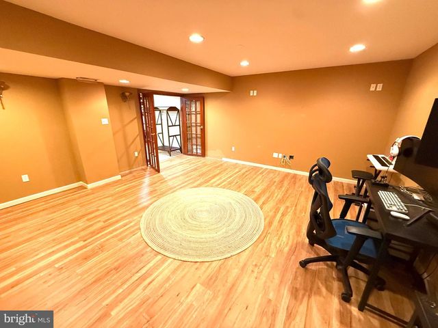 74 HEMPSTEAD DR, Newark, DE 19702