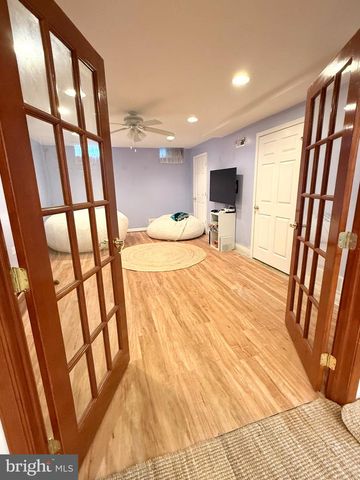 74 HEMPSTEAD DR, Newark, DE 19702