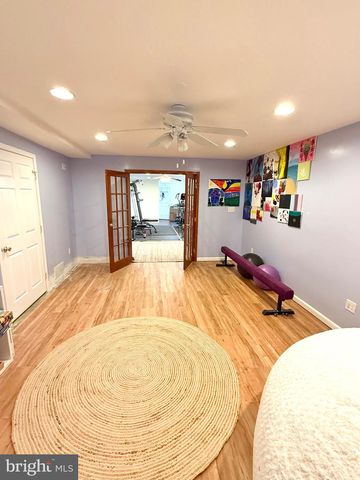 74 HEMPSTEAD DR, Newark, DE 19702