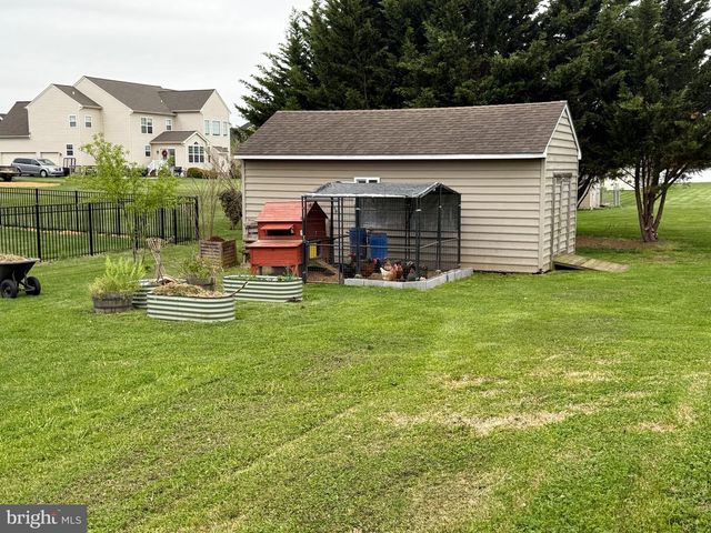74 HEMPSTEAD DR, Newark, DE 19702