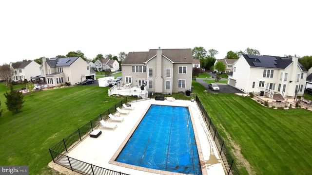 74 HEMPSTEAD DR, Newark, DE 19702