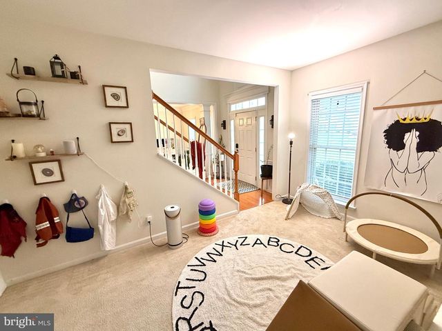 74 HEMPSTEAD DR, Newark, DE 19702