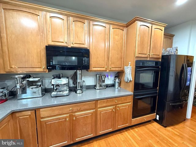 74 HEMPSTEAD DR, Newark, DE 19702