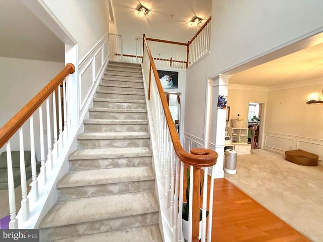 74 HEMPSTEAD DR, Newark, DE 19702