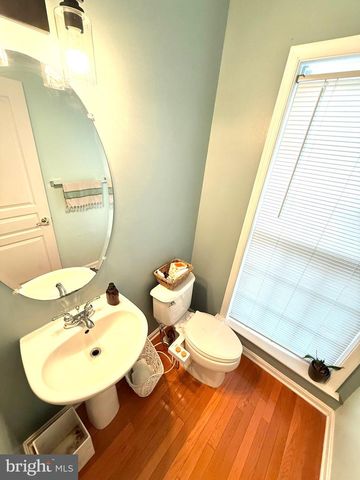 74 HEMPSTEAD DR, Newark, DE 19702