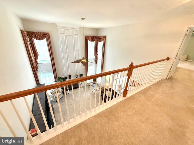 74 HEMPSTEAD DR, Newark, DE 19702