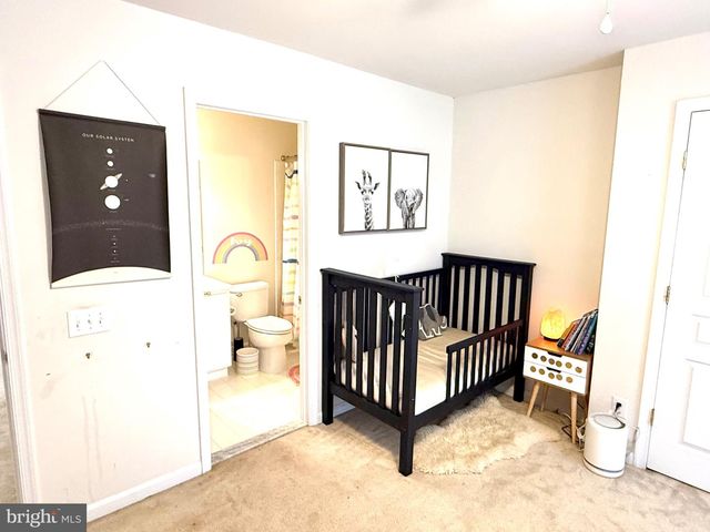 74 HEMPSTEAD DR, Newark, DE 19702
