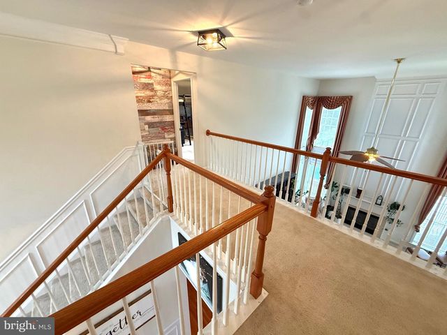 74 HEMPSTEAD DR, Newark, DE 19702
